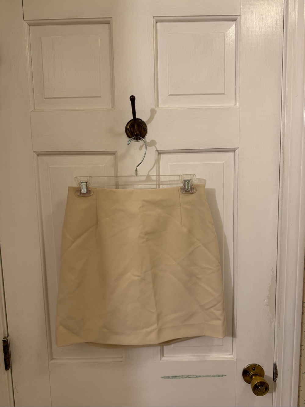 Uniqlo Mini Skirt in Natural Color Size Small